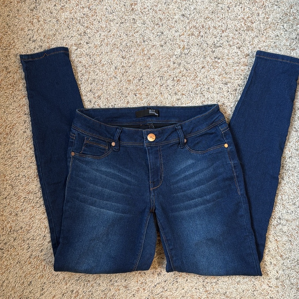 1822 Denim Stretch Jeggings - Picture 2 of 3